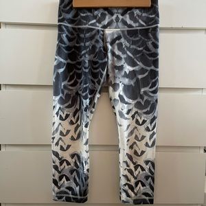 Lululemon Wunder Under Crop